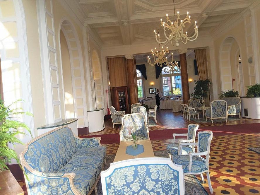 Grand Hotel Cesenatico Esterno foto