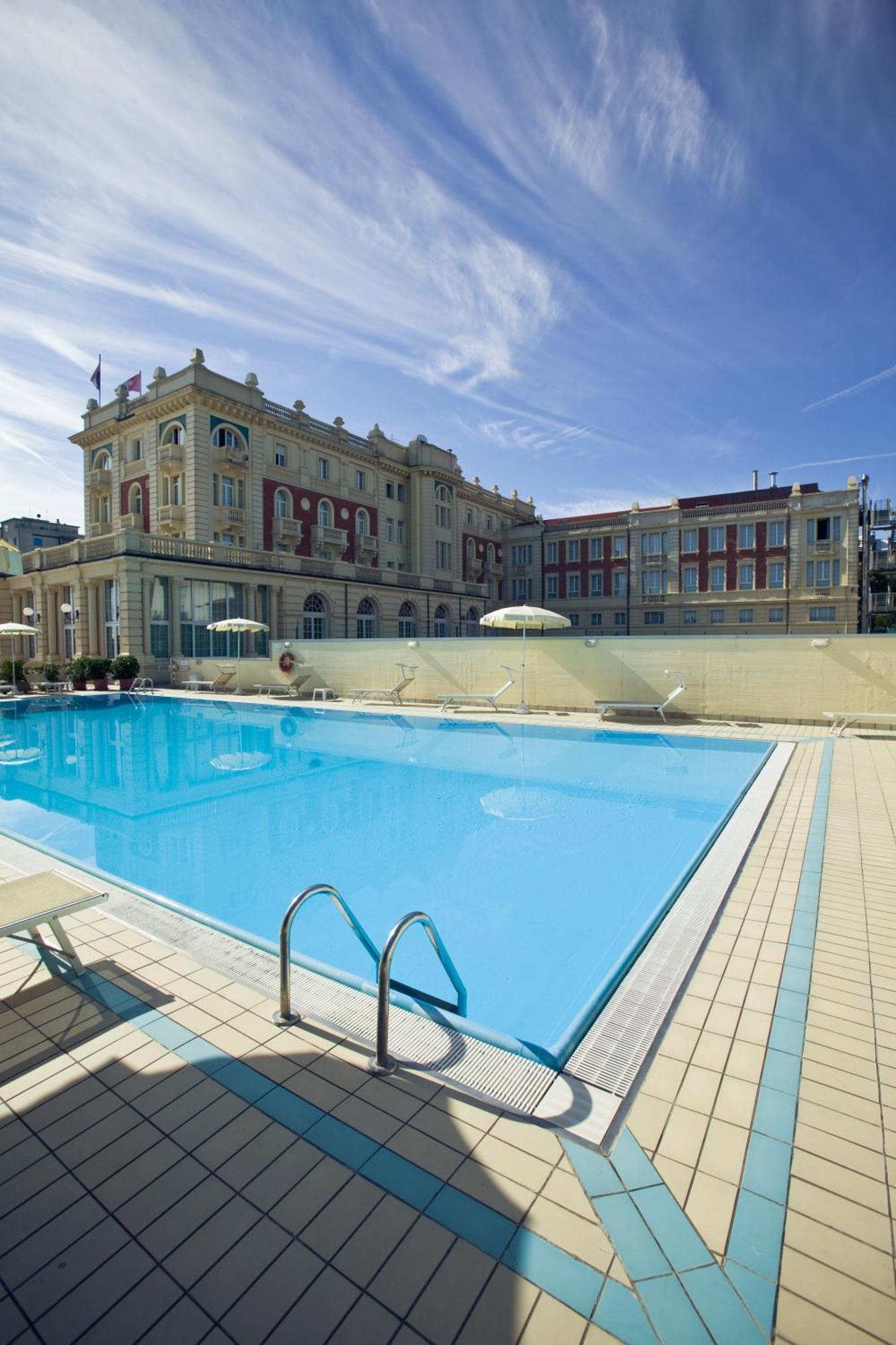 Grand Hotel Cesenatico Esterno foto