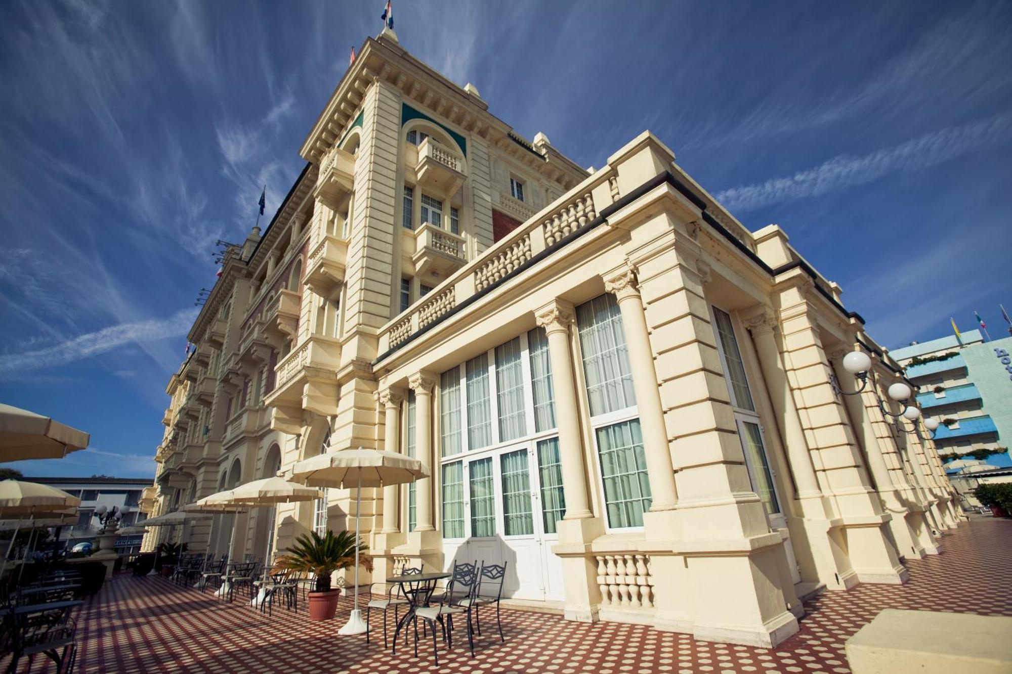 Grand Hotel Cesenatico Esterno foto