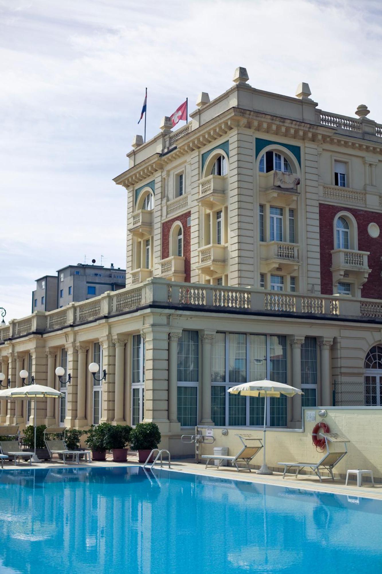 Grand Hotel Cesenatico Esterno foto