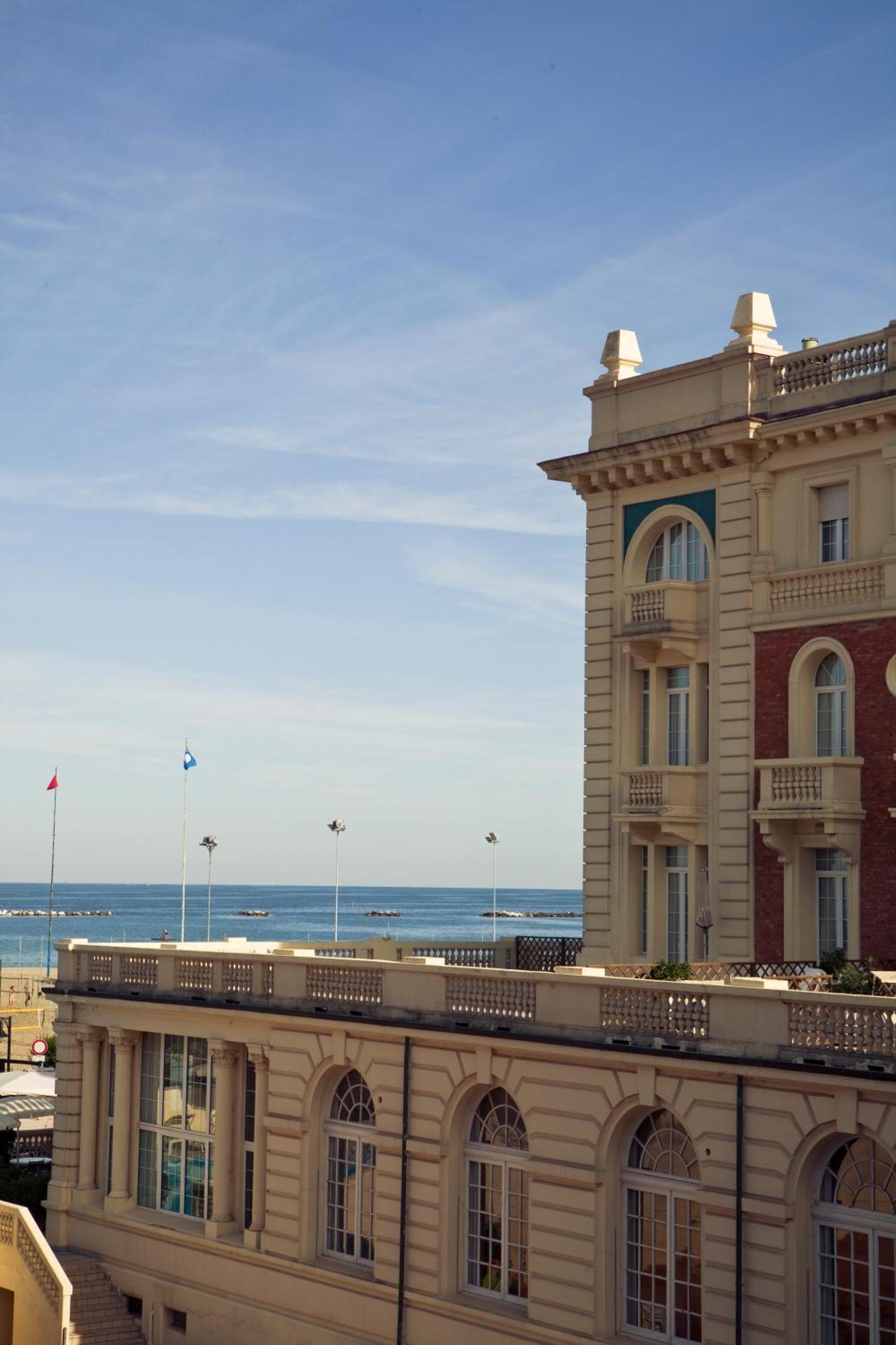 Grand Hotel Cesenatico Esterno foto