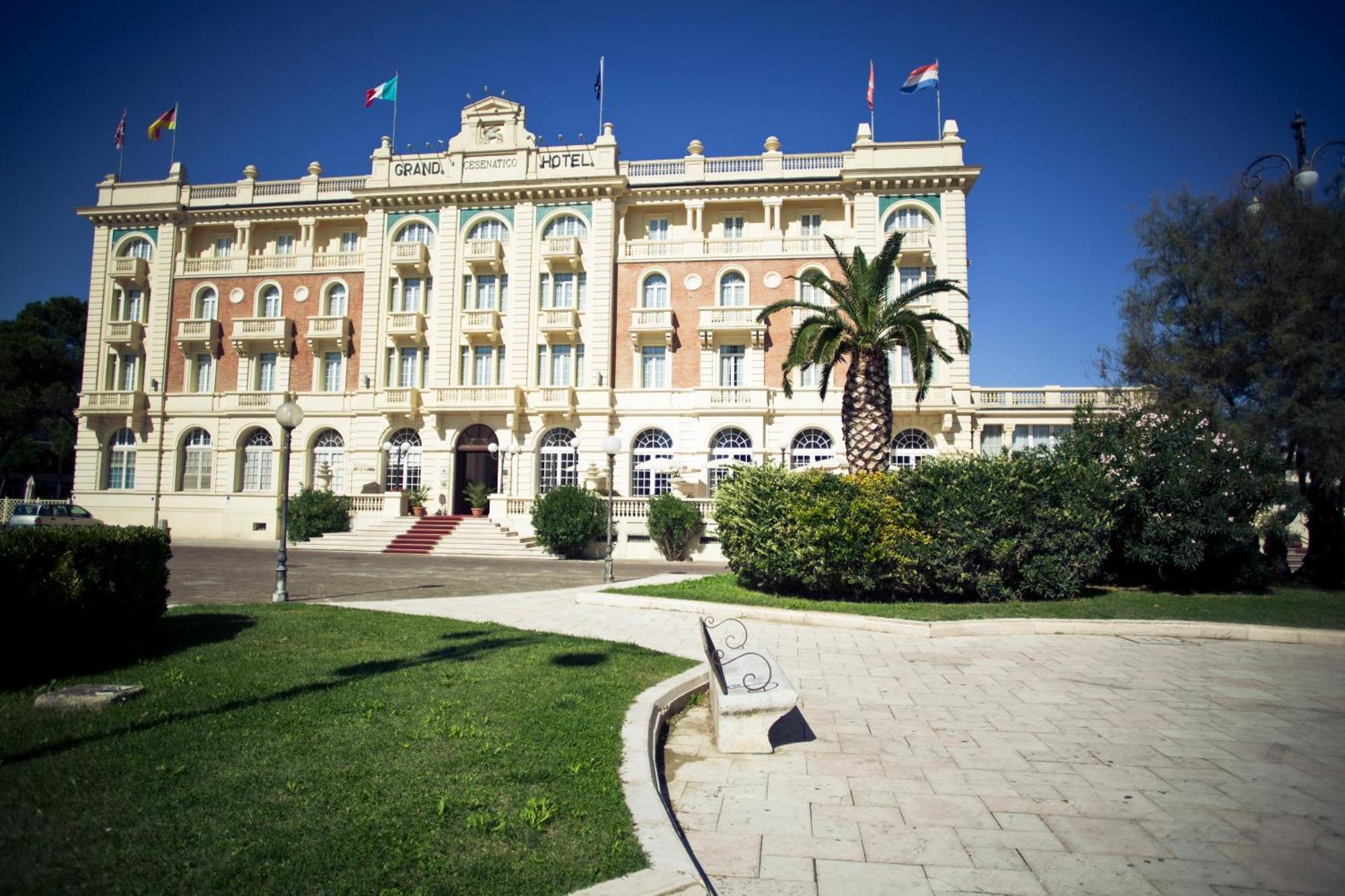 Grand Hotel Cesenatico Esterno foto