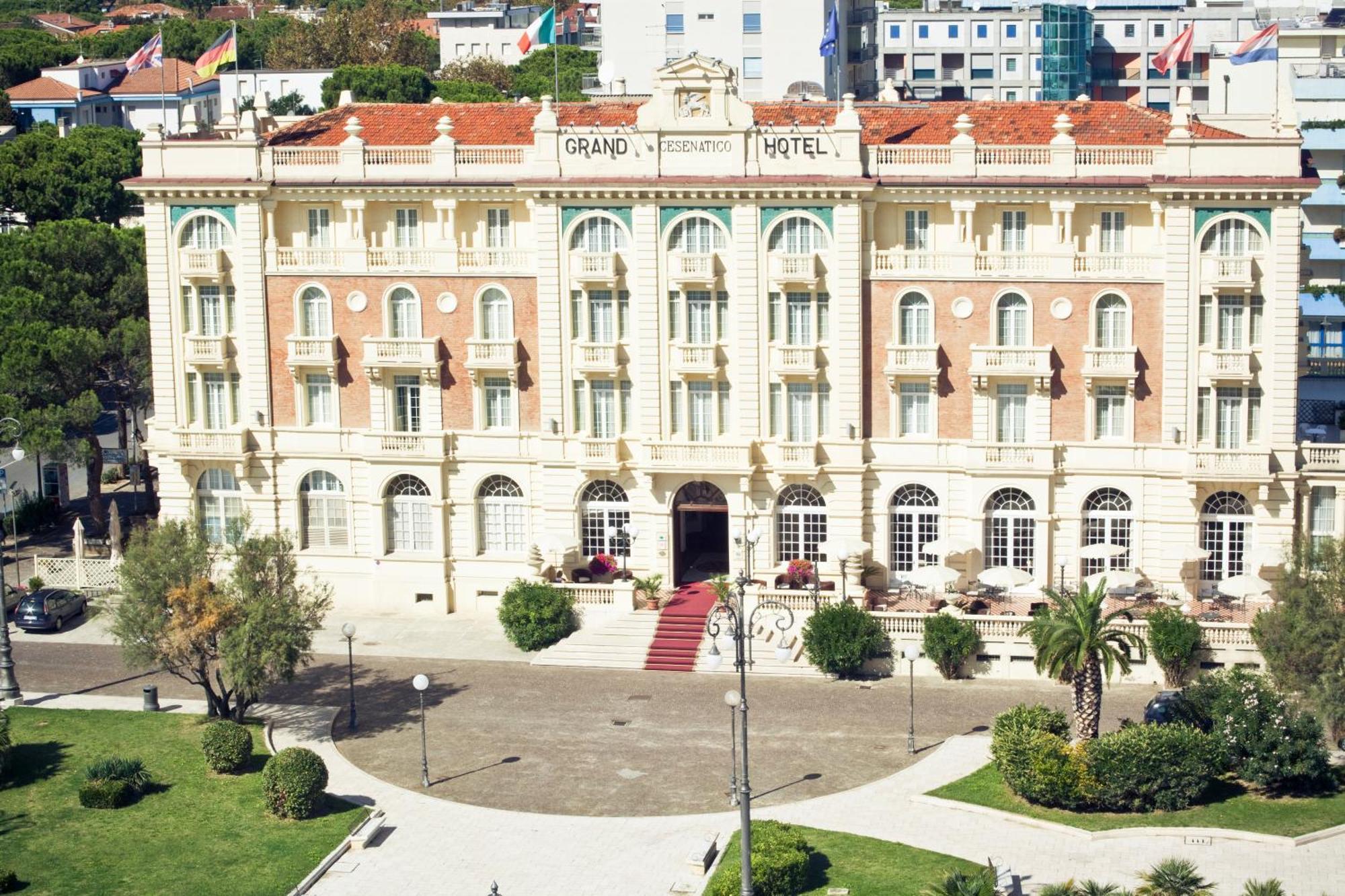 Grand Hotel Cesenatico Esterno foto