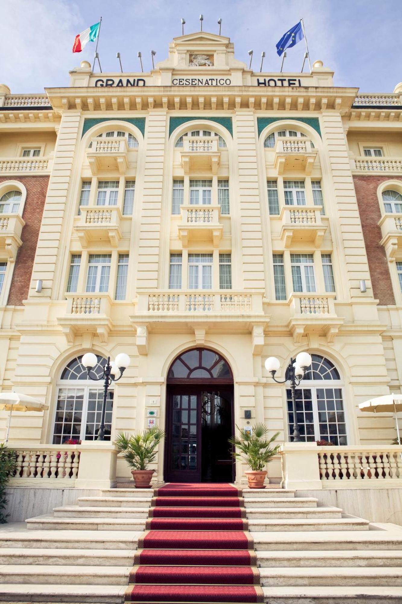 Grand Hotel Cesenatico Esterno foto
