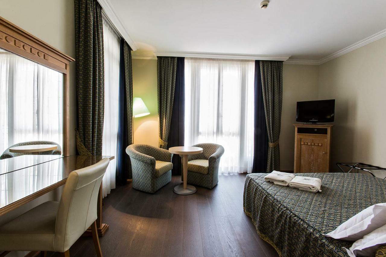 Grand Hotel Cesenatico Esterno foto